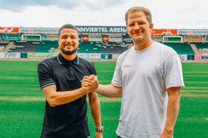 Read more about the article Maart breaks silence on SV Reid move