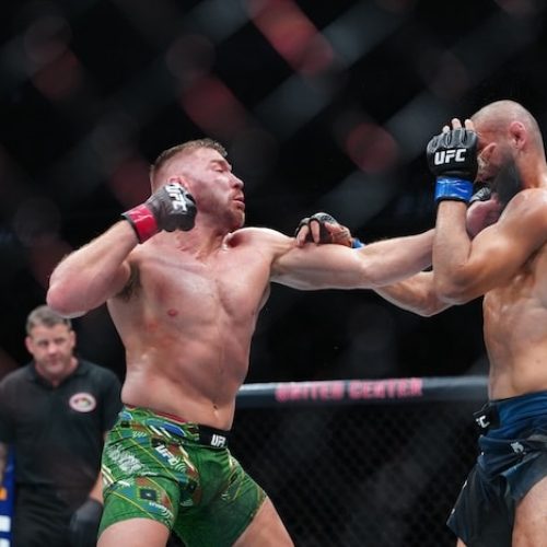 Chimaev dethrones du Plessis at UFC 319