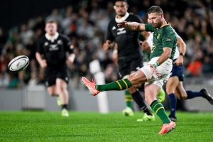 Read more about the article Le Roux to train with Boks in Durban