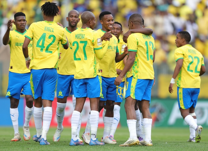 You are currently viewing WATCH: Rayners fires Sundowns to victory against Magesi