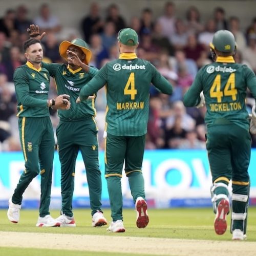 Highlights: Proteas claim in seven-wicket win ODI opener