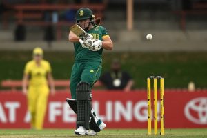 Read more about the article De Klerk leads Proteas to three-wicket win over India