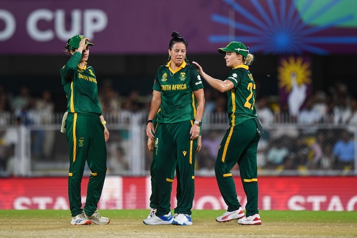 You are currently viewing Kapp leads Proteas to fifth straight win at WC