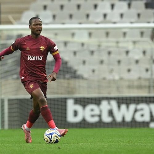 Thabo Moloisane joins 100 club at Stellies