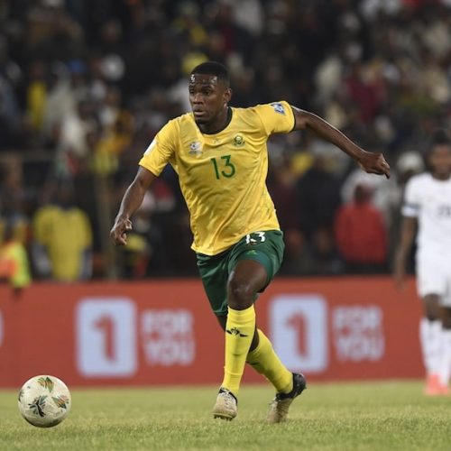 Yaya Sithole pens new deal at CD Tondela