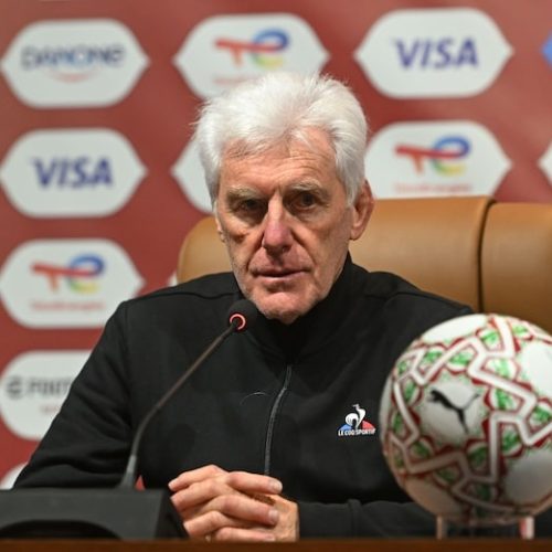 Broos Urges Bafana to Stay Focused ahead of last 16