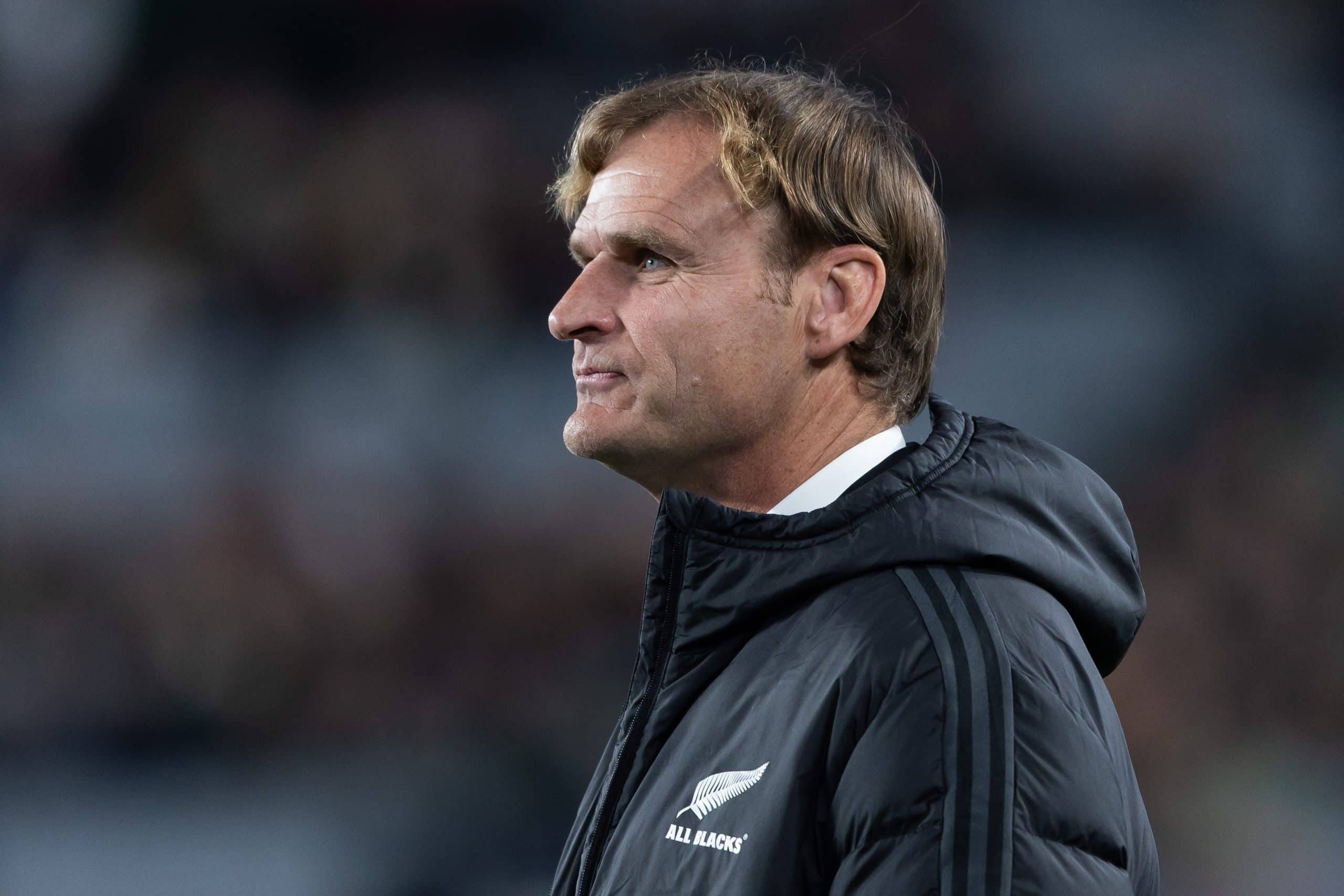 You are currently viewing New Zealand fire coach Scott Robertson