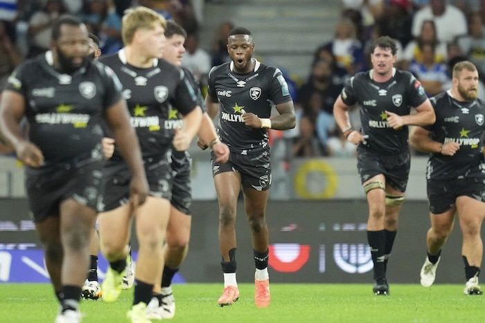 You are currently viewing Sharks Aim to Complete Double Over Stormers in URC Derby