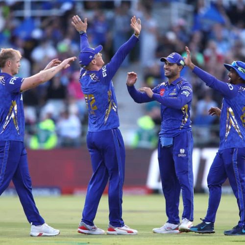 Champions MI Cape Town beat Sunrisers to stay in SA20 playoff hunt