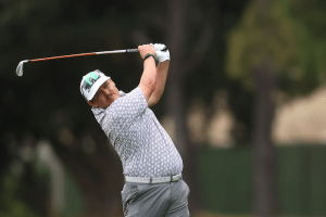 Read more about the article Magnificent 7 share lead in CIRCA Cape Town Open