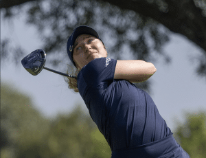 Read more about the article Stavnar holds clubhouse lead in Platinum Ladies Open