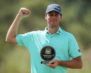 Read more about the article Simpson claims season-opening Mediclinic Invitational