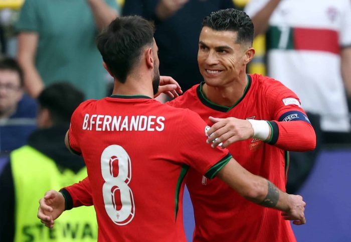 You are currently viewing Fernandes: It’s Such An Honour To Play Next To Cristiano Ronaldo