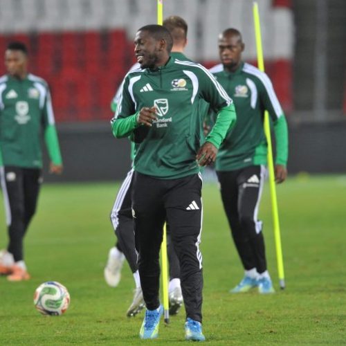 Broos Confirms Modiba’s Return to Training Ahead of Mexico Clash