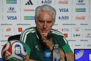 Read more about the article Broos Compares Zwane Dismissal to Messi Incident in World Cup Rant