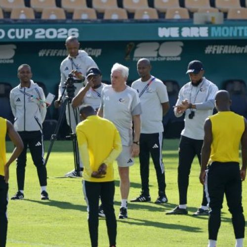 Broos Backs Determined Bafana to Keep Dream Alive