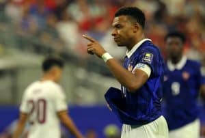Read more about the article Mbappé: England Defeat Won’t Tarnish Deschamps’ Legacy
