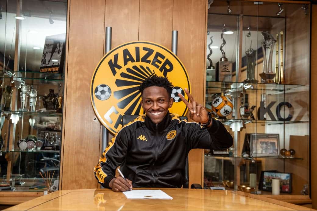 You are currently viewing Chiefs Complete Signing Of Tanzanian Midfielder Adolf Bitegeko