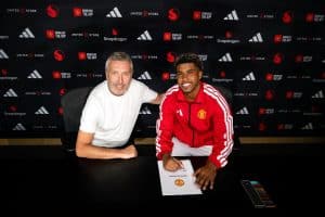 Read more about the article Man Utd complete £50m move for Santos from Chelsea