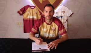 Read more about the article New Stellenbosch Signing Grobler Sets Sights on Silverware
