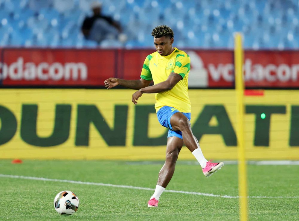 You are currently viewing Brayan Leon Embraces Pressure Ahead of Al-Ahli Tie