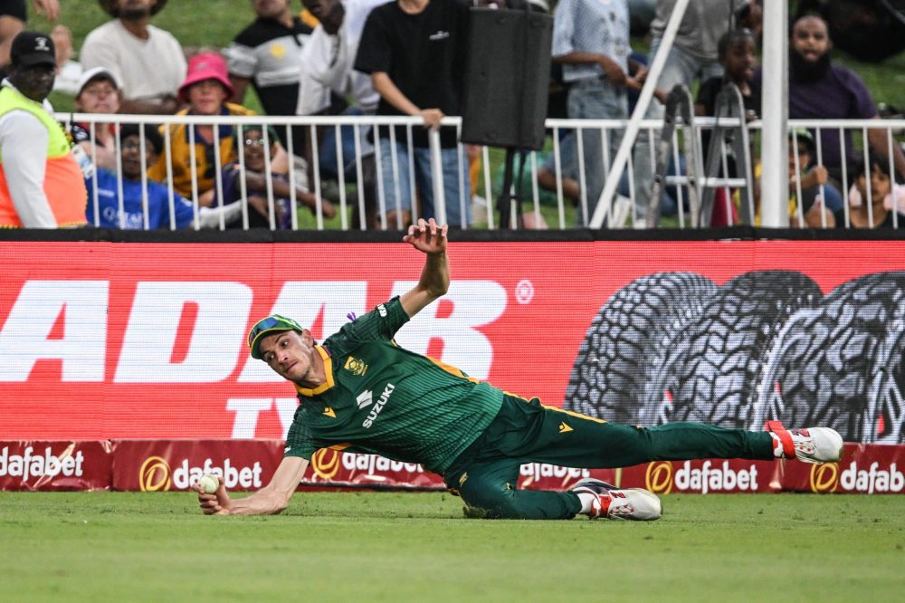 You are currently viewing WATCH: Marco Jansen Pulls Off Sensational One-Handed Catch